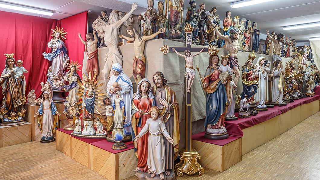 Esposizione di Arte Sacra - Bergland scultore in legno a Ortisei in Val Gardena