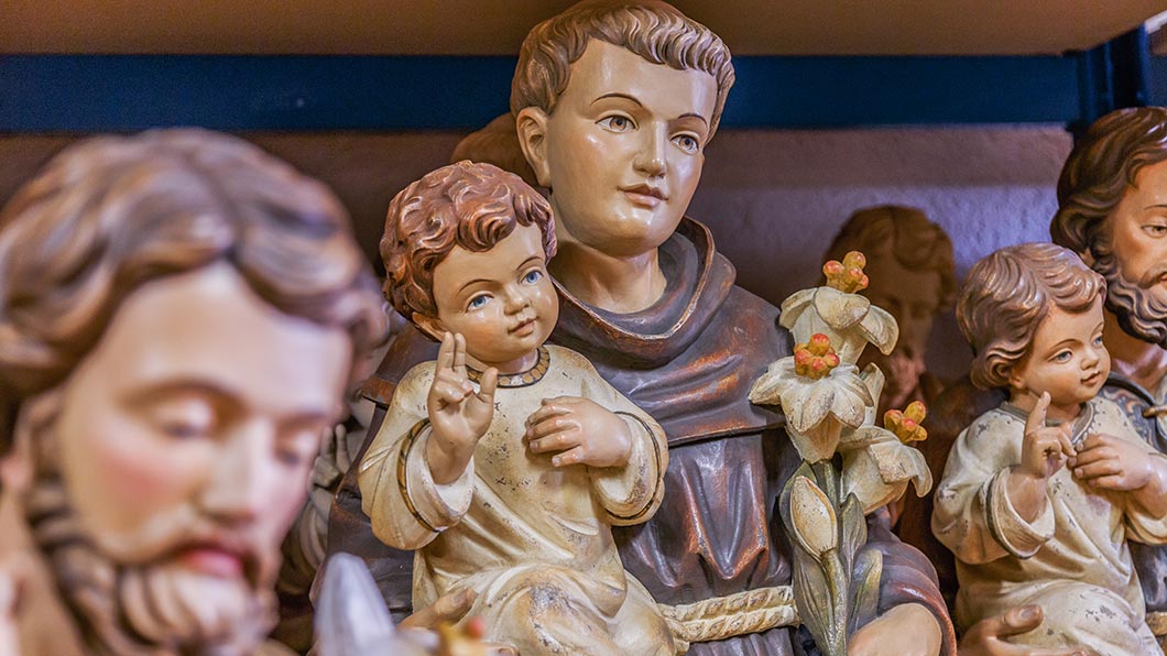 Esposizione di Arte Sacra - Bergland scultore in legno a Ortisei in Val Gardena