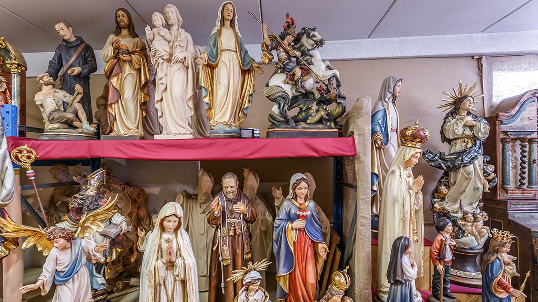 Esposizione di Arte Sacra - Bergland scultore in legno a Ortisei in Val Gardena